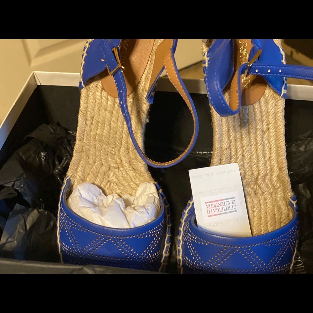 Authentic  emporio armani shoes women